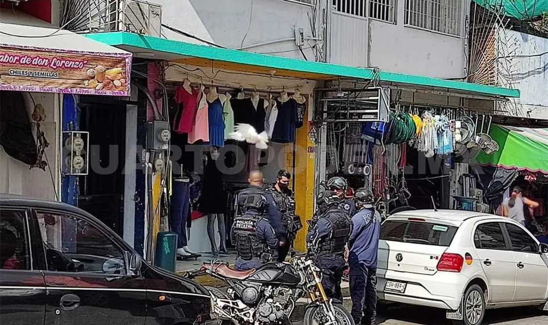 Se llevan casi dos millones de pesos en asalto a zapatería