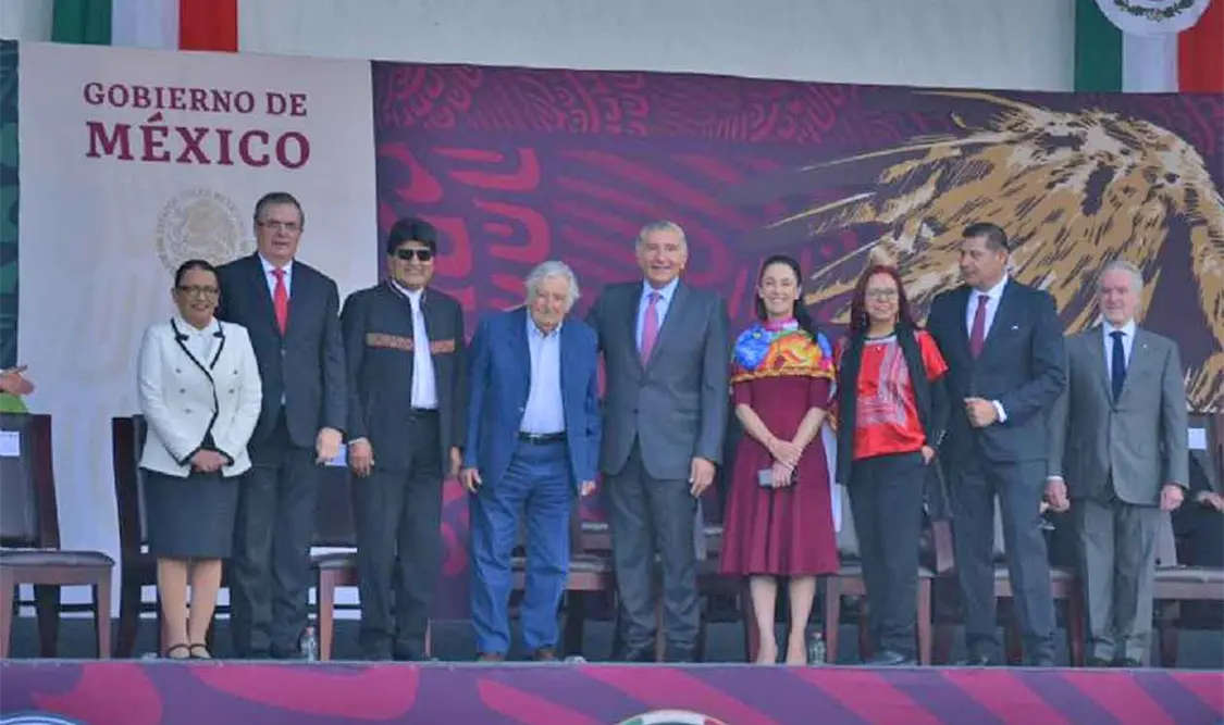 Ser opositor habla bien de usted: Mujica a Creel