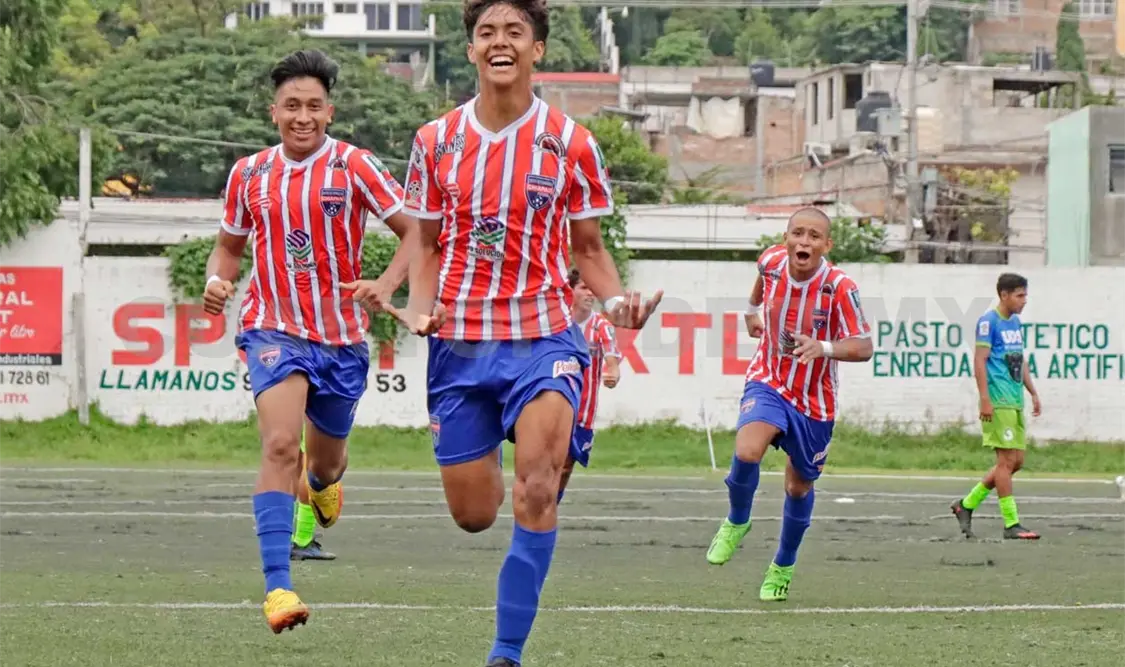 La Universidad del Sureste dominó el primer tiempo, en el que pudo haber marcado al menos un par de goles. Diego Pérez/CP