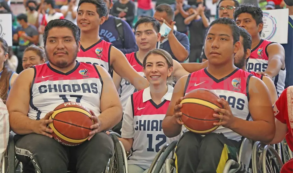 Con fuerza y destreza, las escuadras participantes demostraron el talento que posen los atletas del deporte adaptado mexicano.  Carlos López/CP