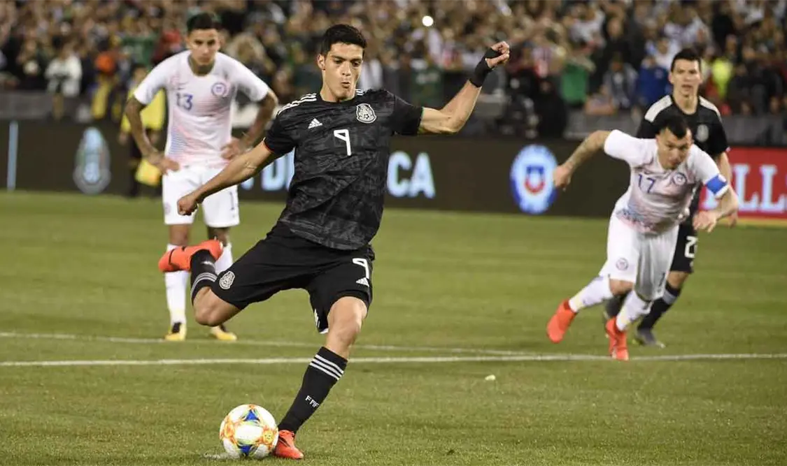 Sigue la inquietud por Raúl Jiménez