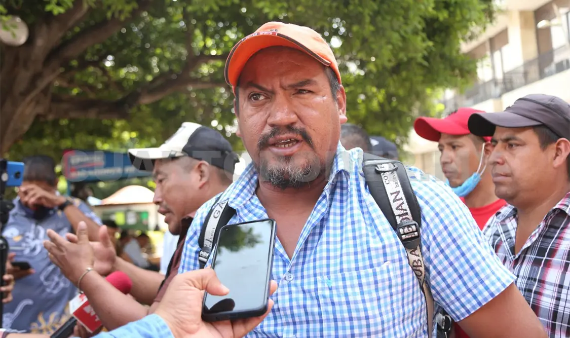 Empleados del Inegi seguirán retenidos en la sierra