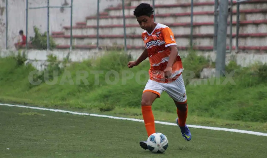 Aguilar baraja opciones por suspensión de Espinosa