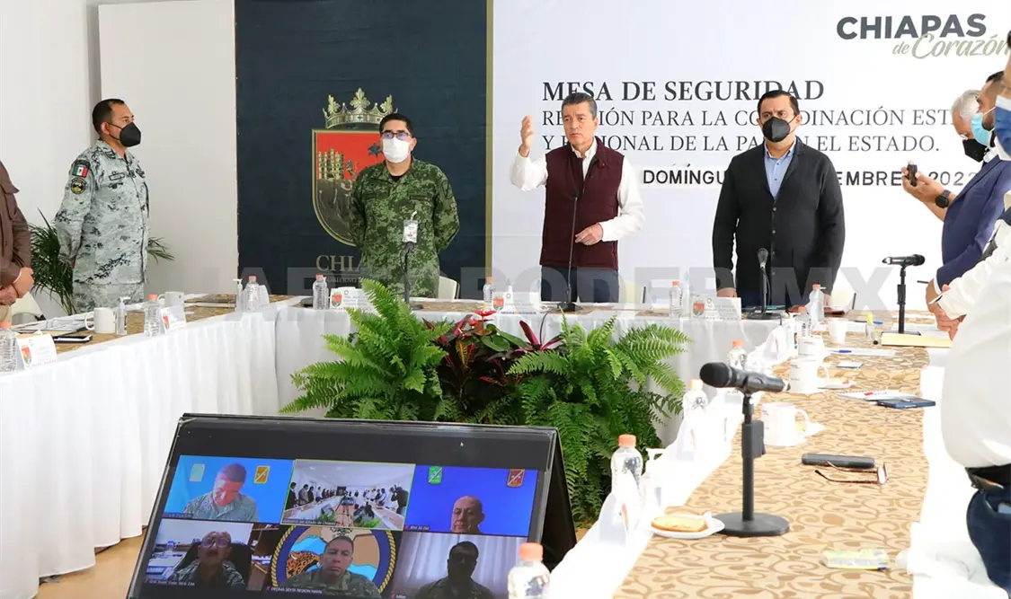 Exhortan a la población a alejarse de zonas de riesgo