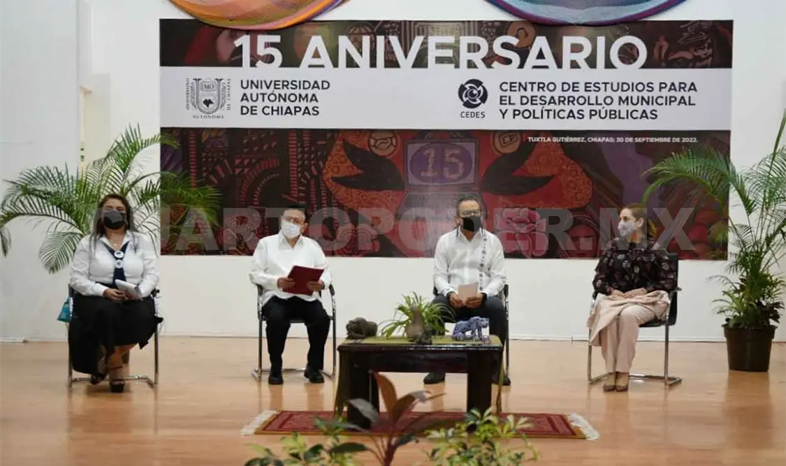 Celebran 15 años del Cedes de la Unach