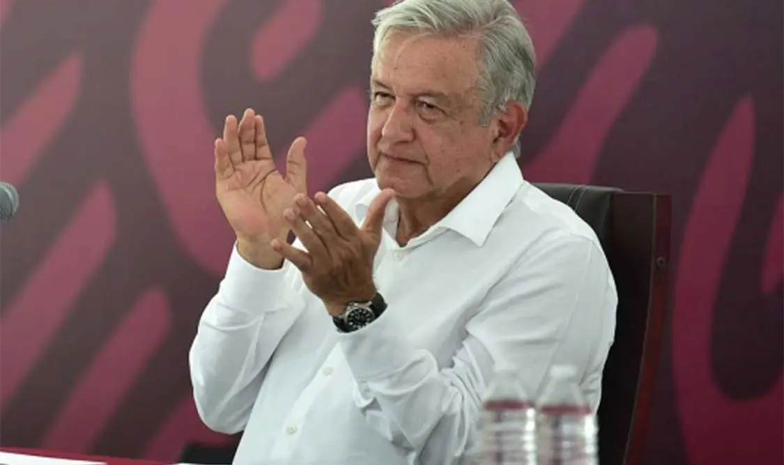 El mandatario federal visitó la localidad de Santa María Huatulco, donde supervisó los avances de las acciones de apoyo a la población afectada. Cortesía