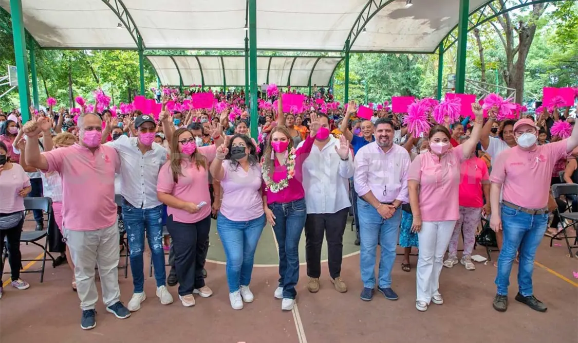 Urbina Castañeda explicó que estos comités tienen como objetivo acercar los programas en materia de salud a las familias. CP