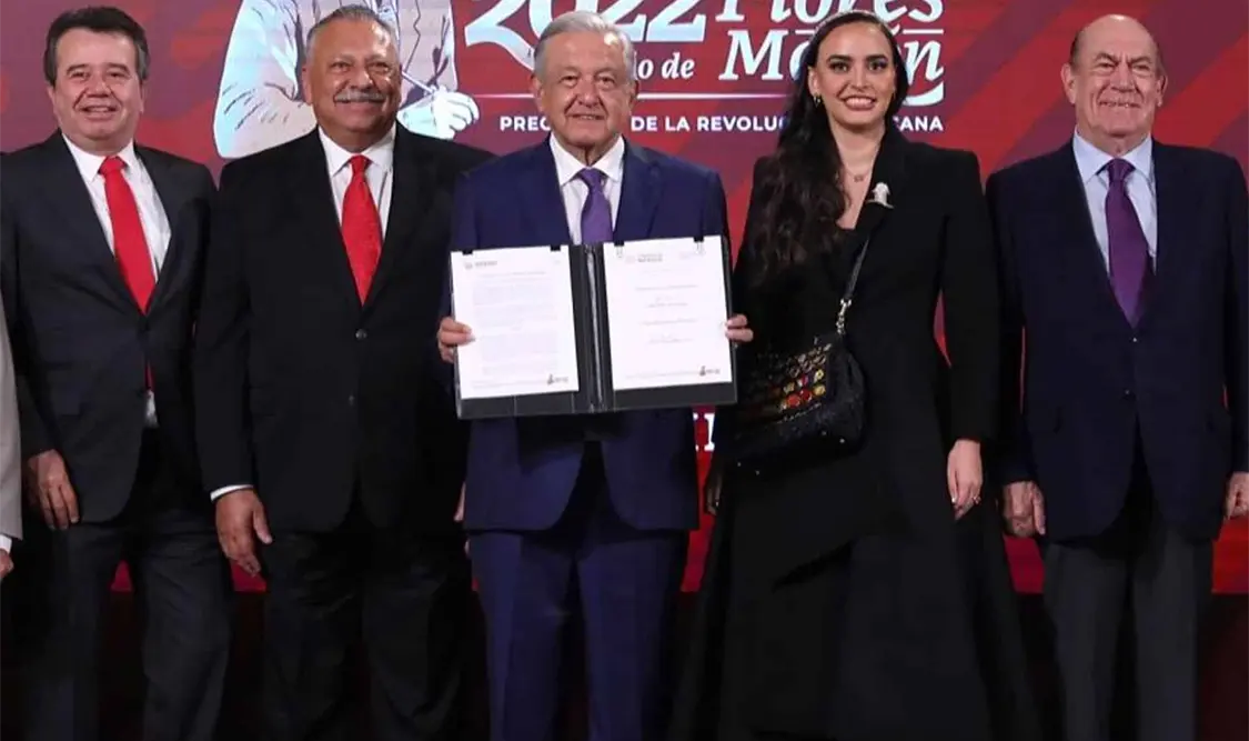 El gobierno del presidente Andrés Manuel López Obrador y la iniciativa privada suscribieron un nuevo acuerdo contra la inflación y la carestía. Cortesía