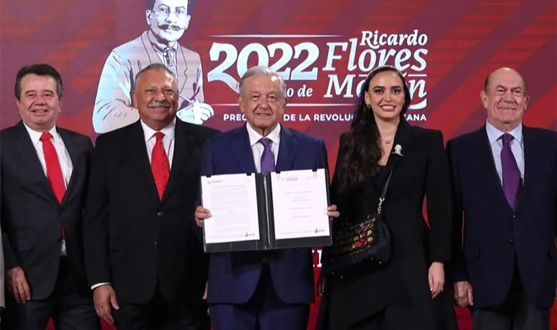 AMLO encabeza acuerdo contra la inflación