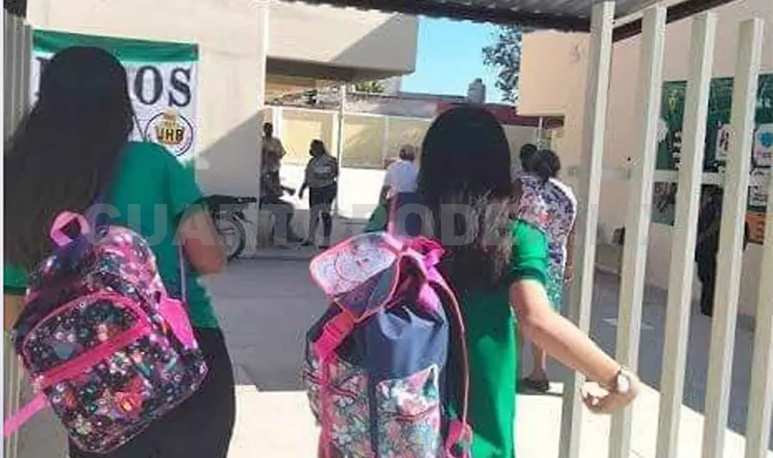 Cierran preparatoria con 26 años en Arriaga