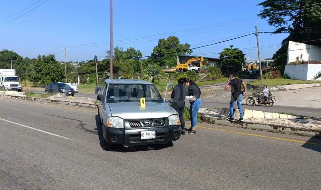 Lo hieren a cuchilladas y fallece en una pick up