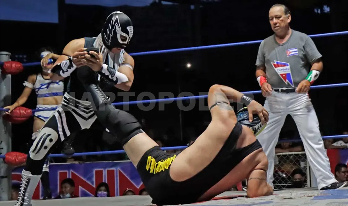 Cañonazo de Lucha Libre por 65º aniversario