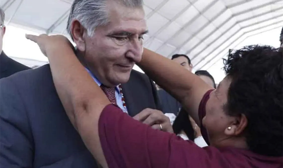 Aparecen más expresiones de apoyo a Adán Agusto