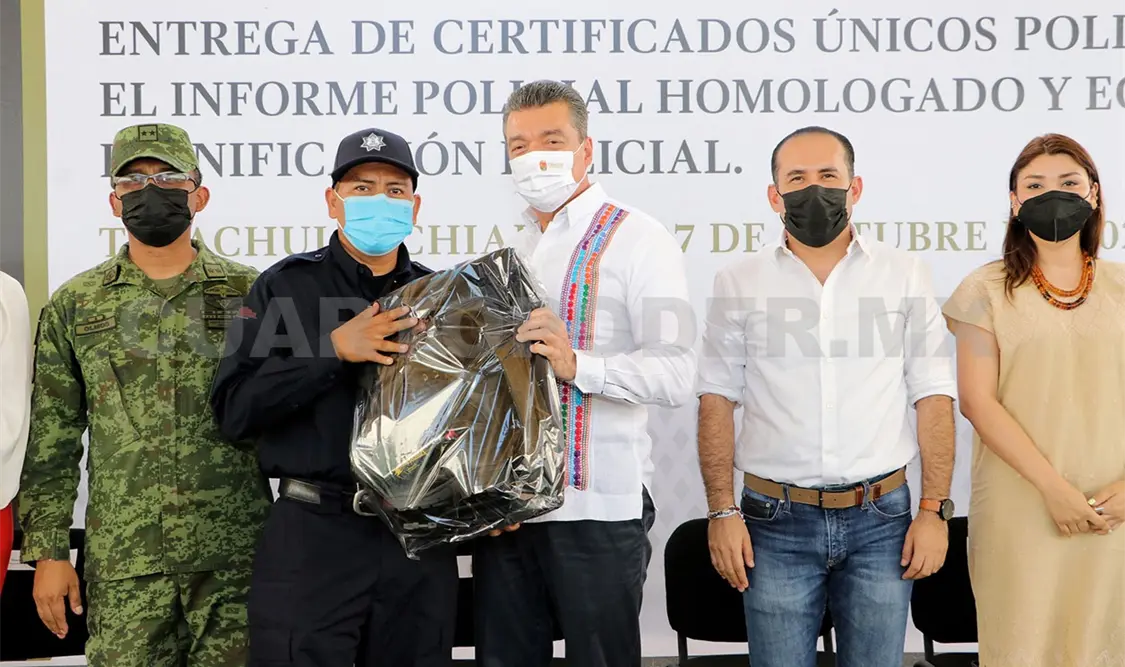 Entrega equipamiento a Policía Municipal de Tapachula