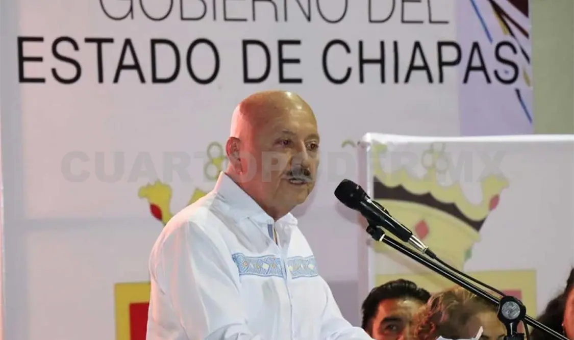 El doctor Pepe Cruz reconoció la responsabilidad y el compromiso con que se ha conducido el Ayuntamiento de Tapilula. CP