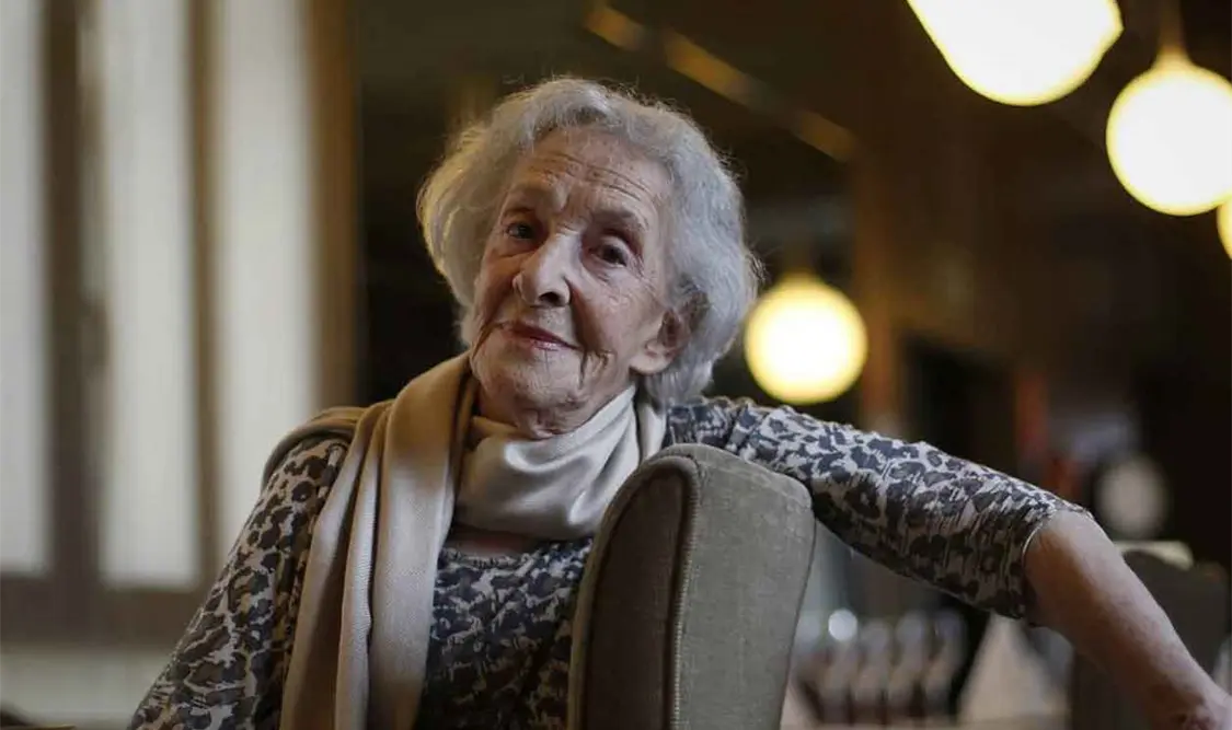 Ida Vitale comparte sabiduría