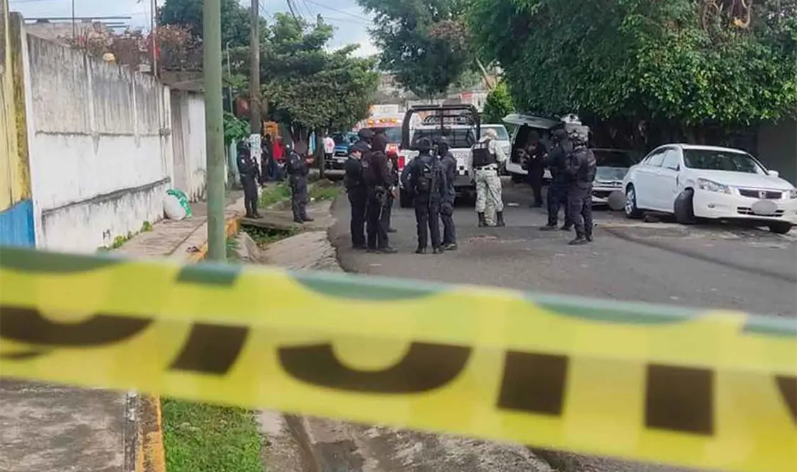 Accidente deja 20 migrantes lesionados en autopista