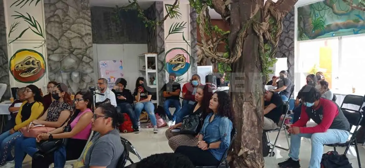 Fortalecen conocimientos para divulgación científica