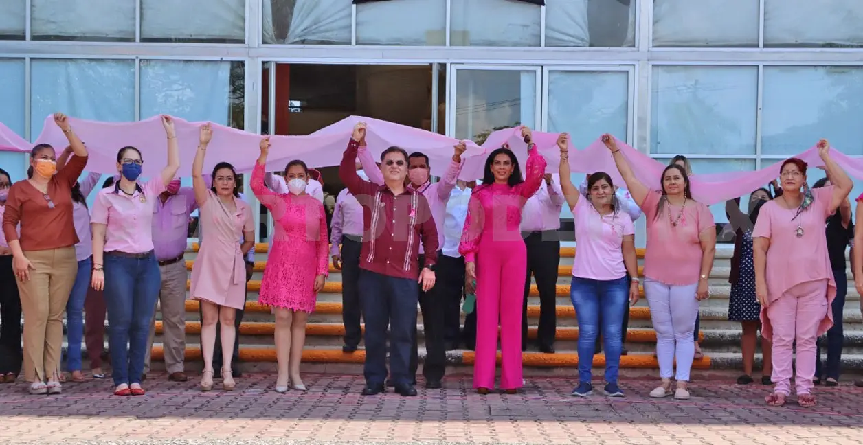 Conmemoran el Día de la Lucha Contra el Cáncer de Mama