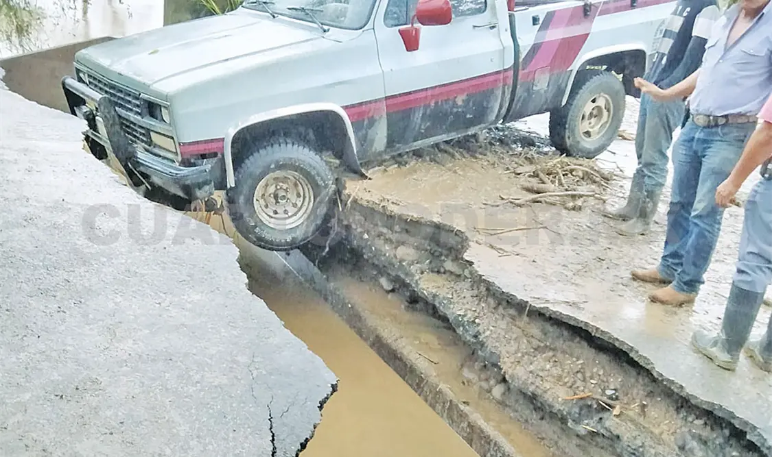 En las regiones centrales de Pichucalco, el agua alcanzó los dos metros de altura. Ramiro López / CP