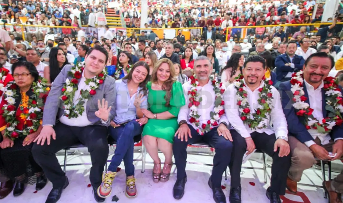 Asiste al 1.er Informe de Gobierno en Comitán
