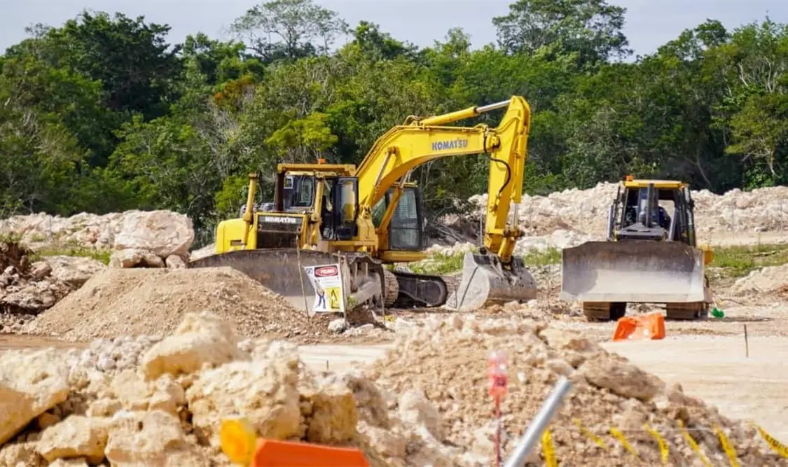 Debido a conflictos territoriales, el presidente amagó con que si no hay acuerdo con los ejidatarios, el Tren Maya concluirá en Xpujil y no llegará hasta Chetumal. Cortesía