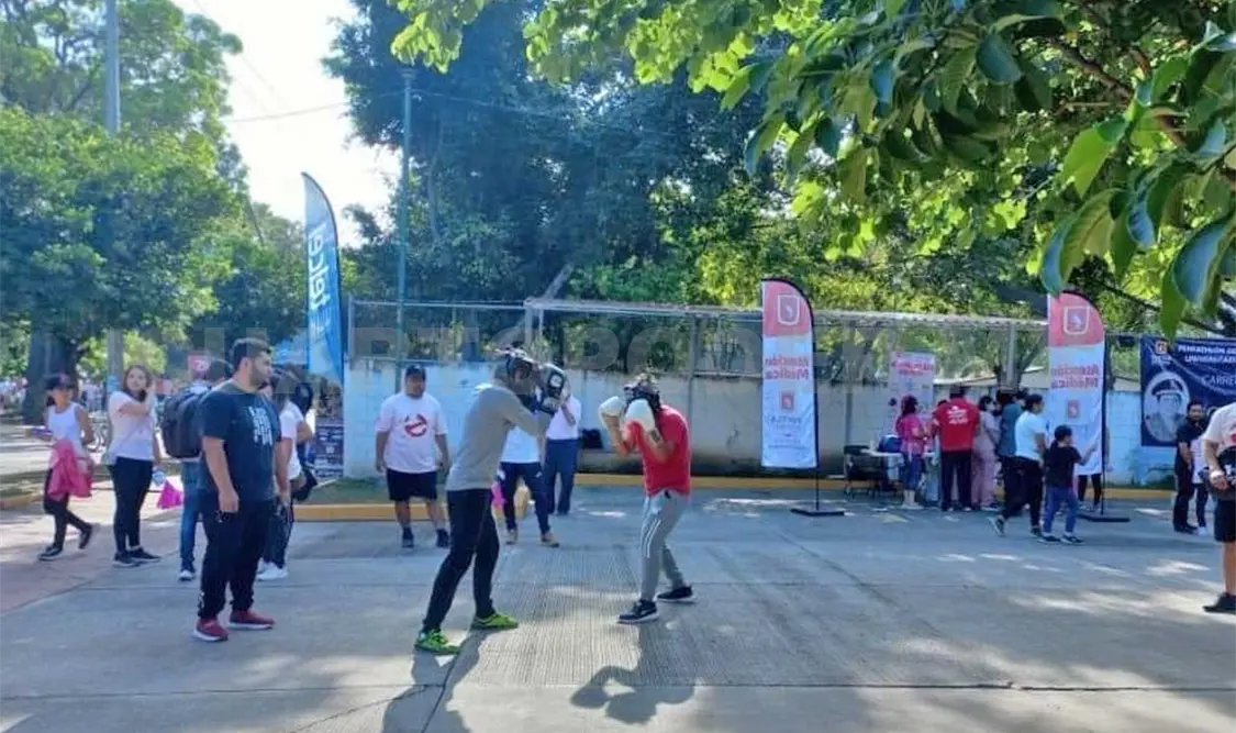 Realizan clases al aire libre para mayor difusión