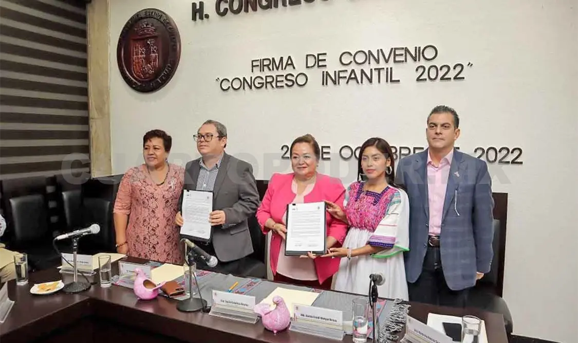 Firman convenio para 9º Congreso Infantil