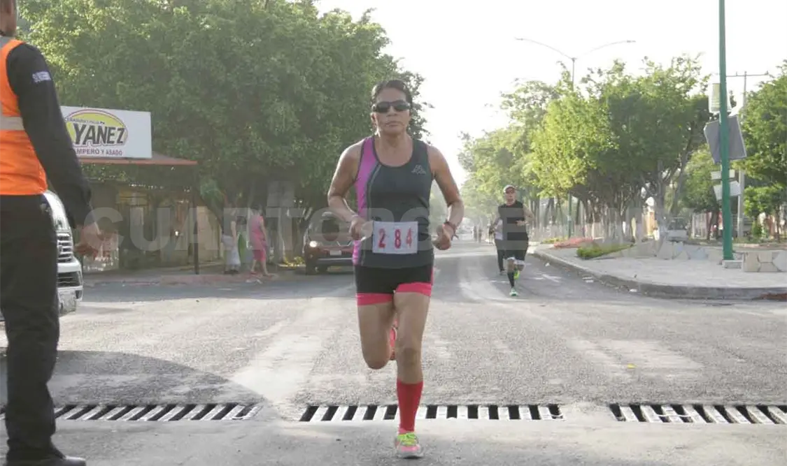 Realizan carrera Día de Muertos Ka’ U Jama