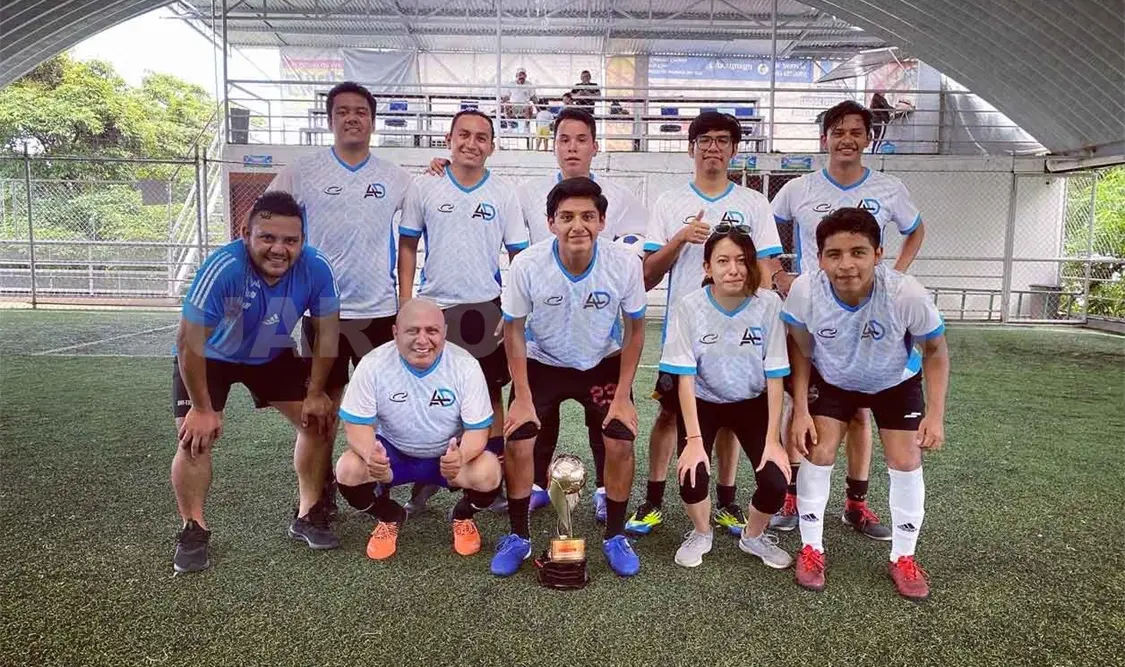 Se disputa la final entre AD FC y Titanes