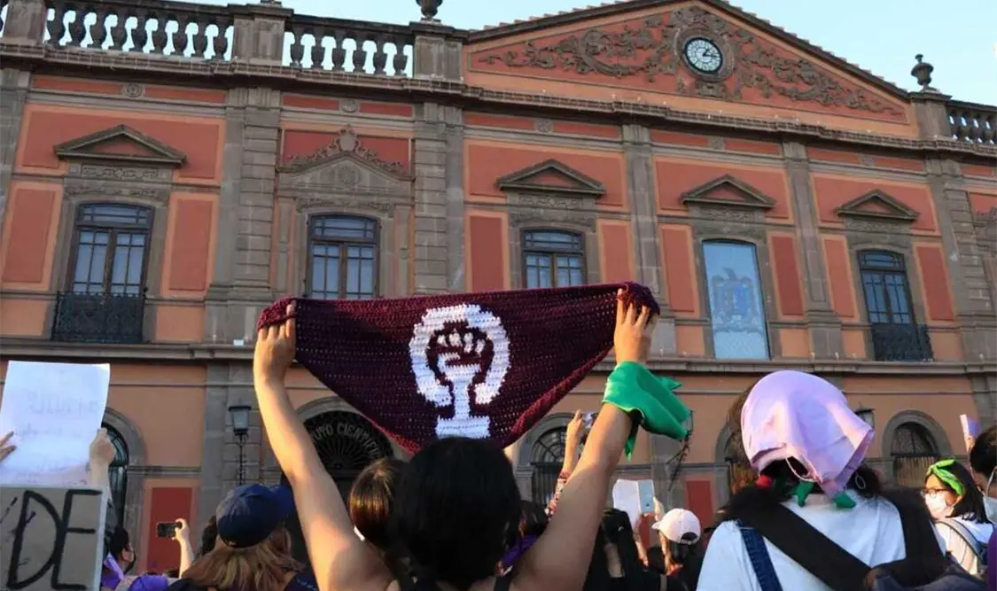 El colectivo hace un llamado a quienes hayan sido violentadas por el ginecólogo para que manden sus testimonios. Cortesía