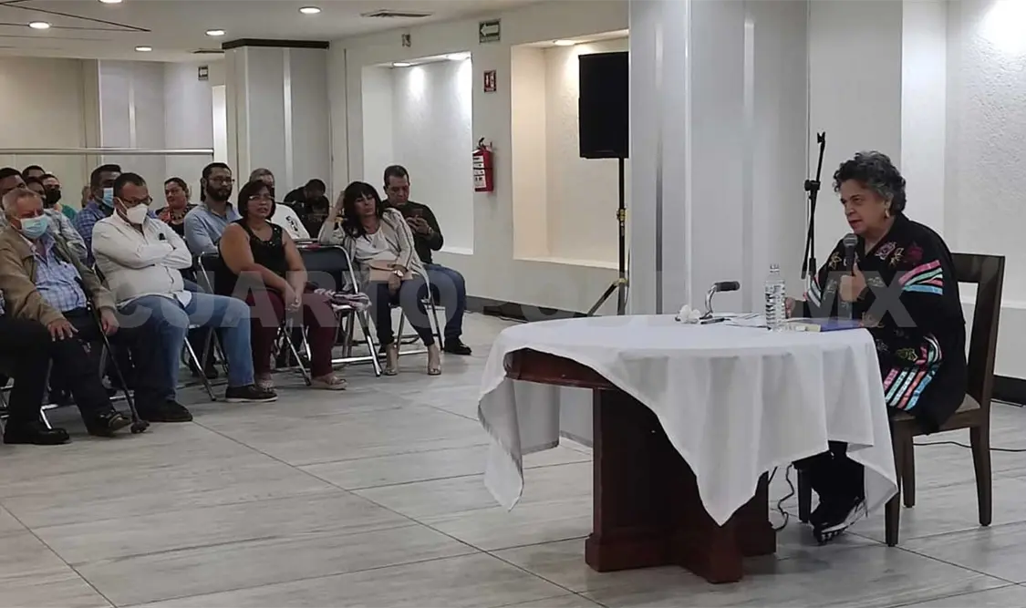 Beatriz Paredes durante su visita al Centro de Convenciones en Tuxtla Gutiérrez. CP