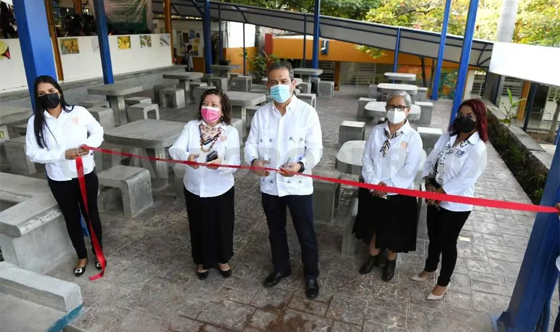 Facultad de Humanidades celebra sus 45 años