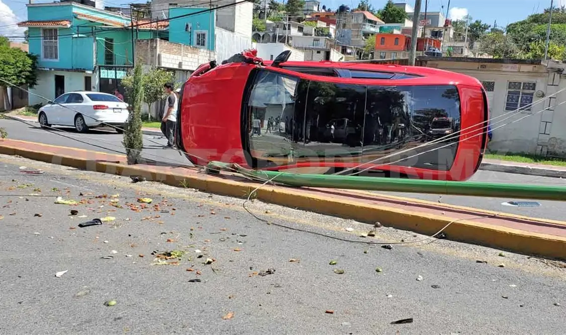 Se accidenta al intentar ingresar a un bulevar