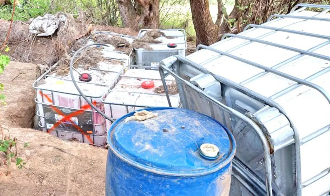 Desmantelan centro clandestino de combustible