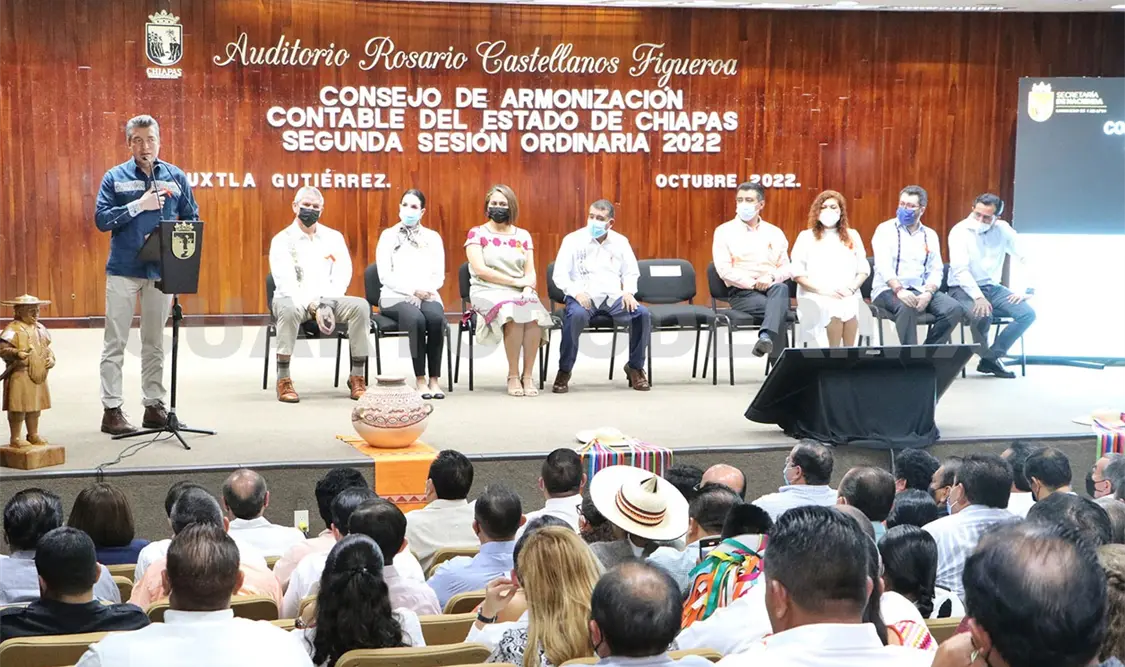 Encabeza Escandón sesión ordinaria del Consejo Contable