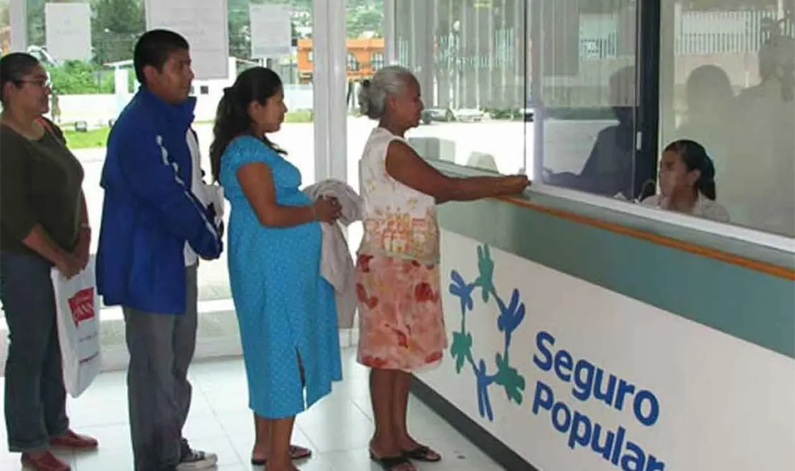 PEF 2023, acto irresponsable de endeudamiento: senador