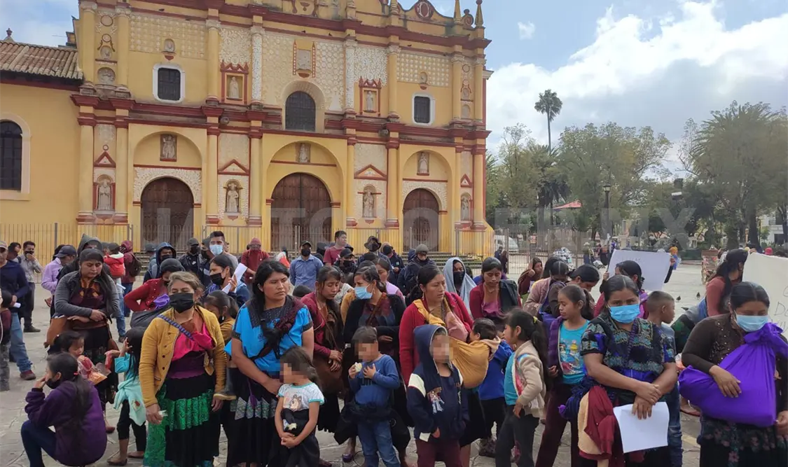 Desplazados exigen castigo a los responsables