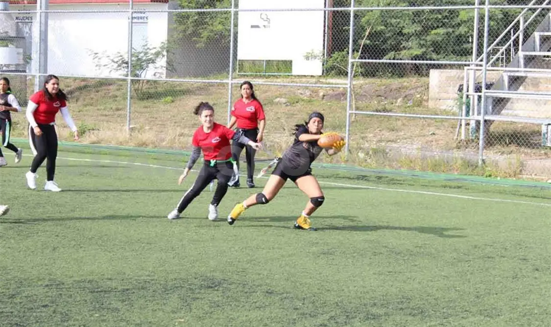 Dream Team, campeón femenil de la Uniflag