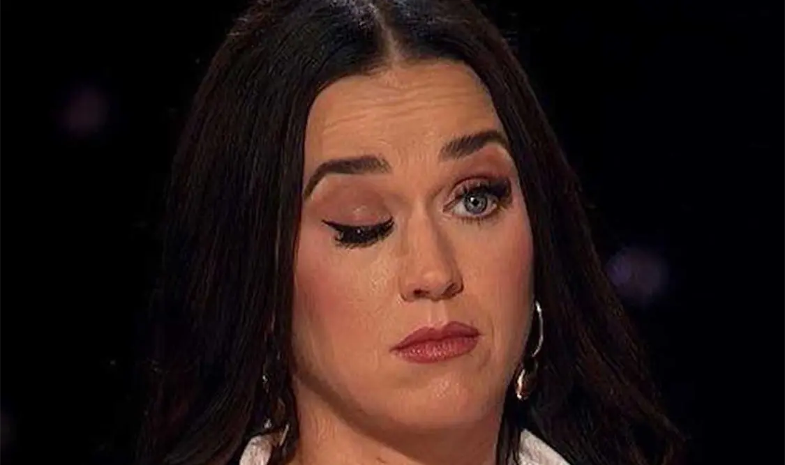 Katy Perry habla del párpado de su ojo