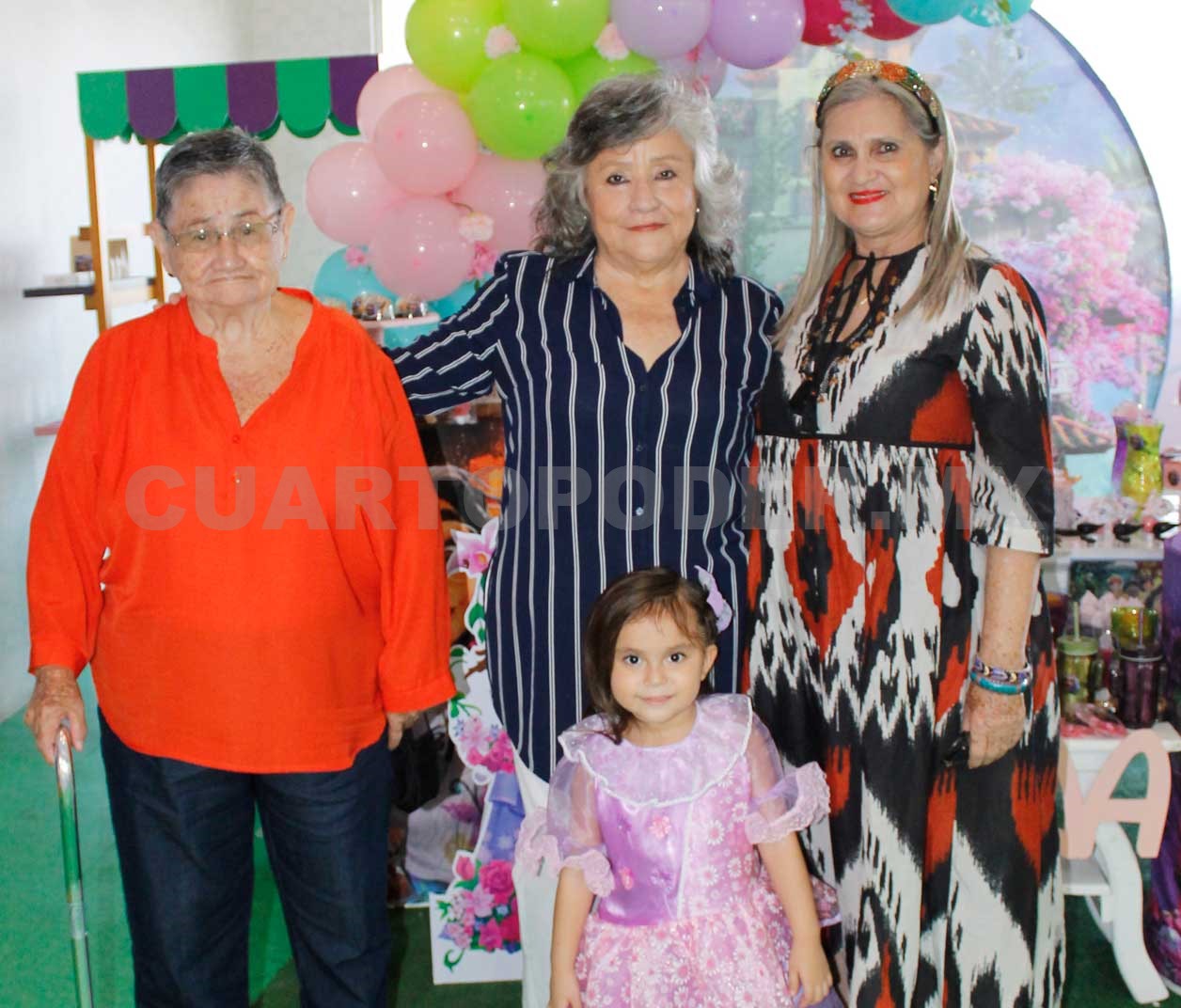 Ivanna celebra con Encanto