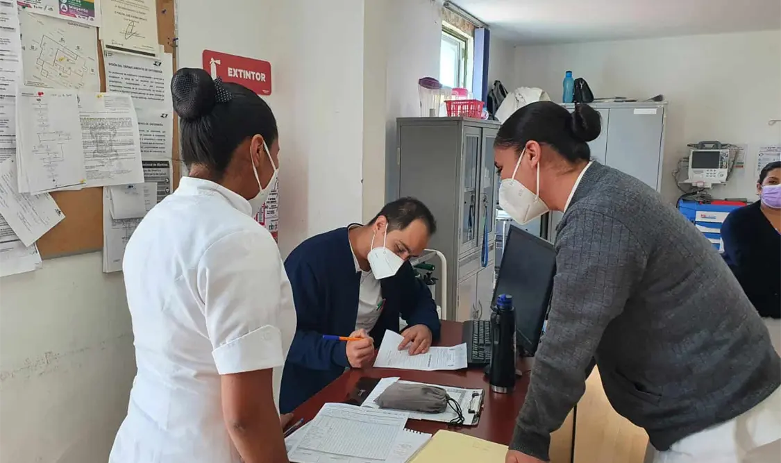 La Secretaría de Salud y la Secretaría de Educación tienen la capacidad de certificar a los especialistas y a los médicos. Cortesía
