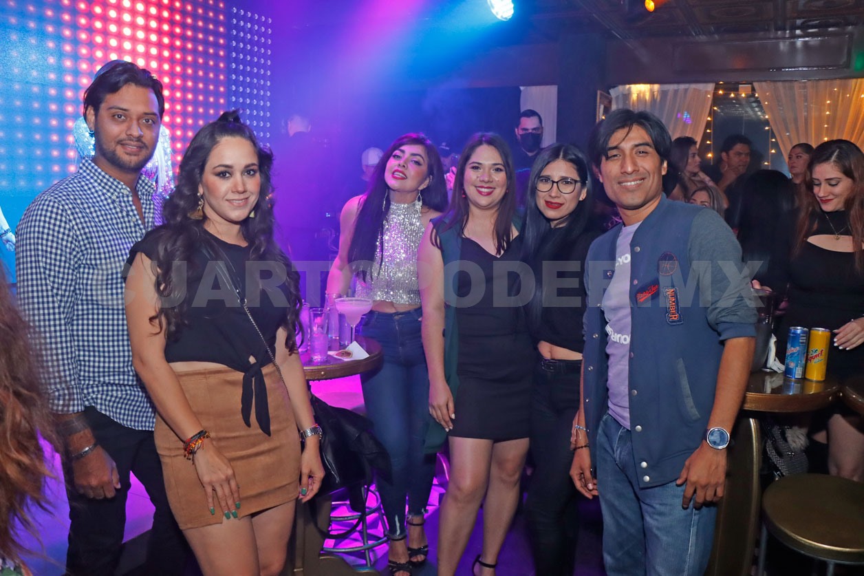 Noche retro