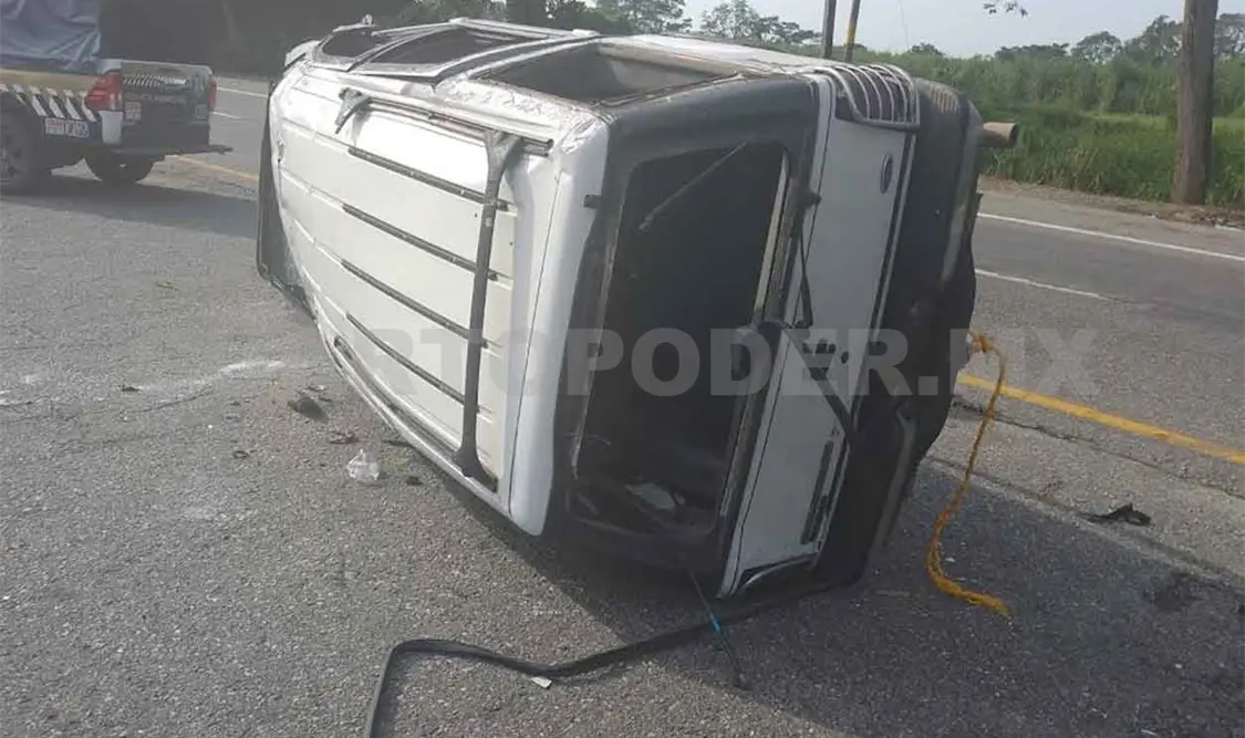 Encontronazo salda con dos hospitalizados