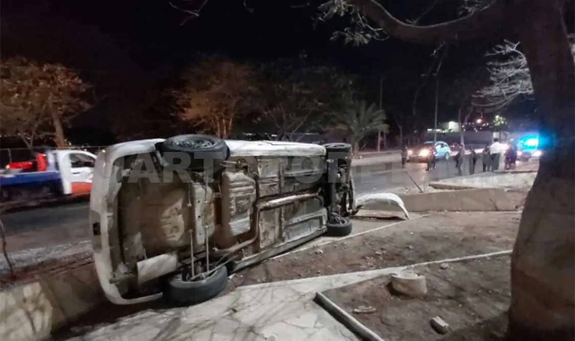 Las vías rápidas de la capital son la zona en la que más volcaduras, atropellados y diferentes accidentes se registran. CP