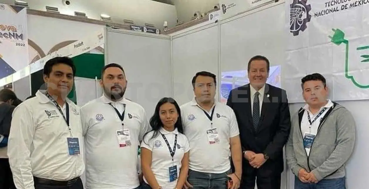 Se contó con el apoyo de 54 jurados externos en las evaluaciones. Cortesía