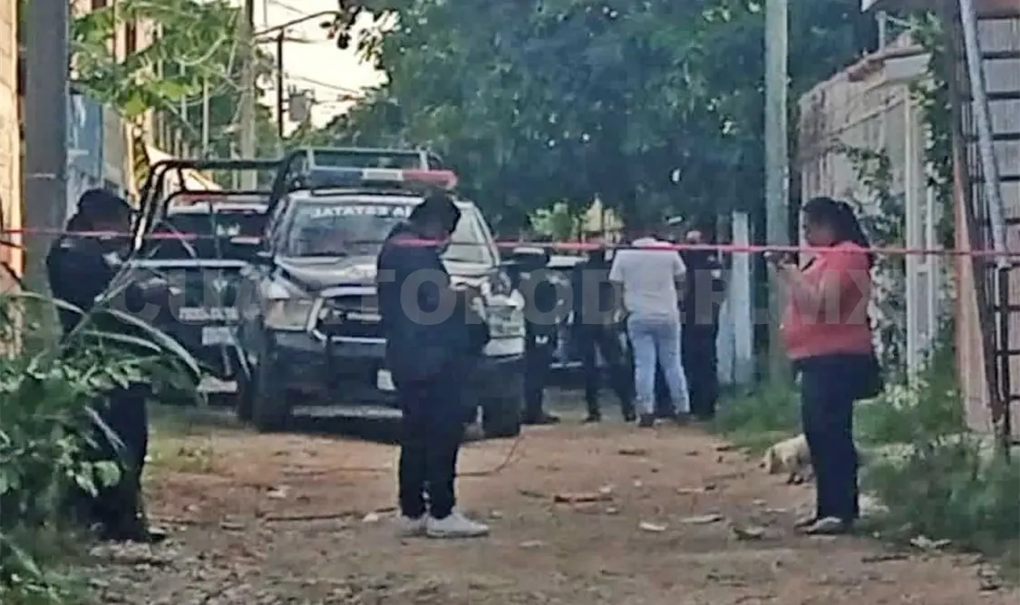 La tarde de ayer, en una propiedad abandonada en la colonia Plan de Ayala, encontraron a un hombre en estado descomposición. Ulises López / CP