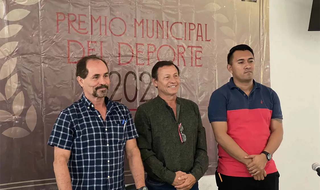 Miguel Casanova, Jaime Natarén y Carlos Ramírez dieron a conocer las bases de este esperado evento. Cortesía