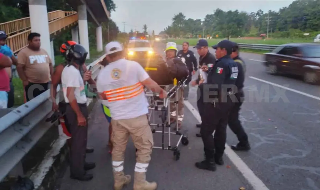 Colisiona a un motociclista y se da a la fuga