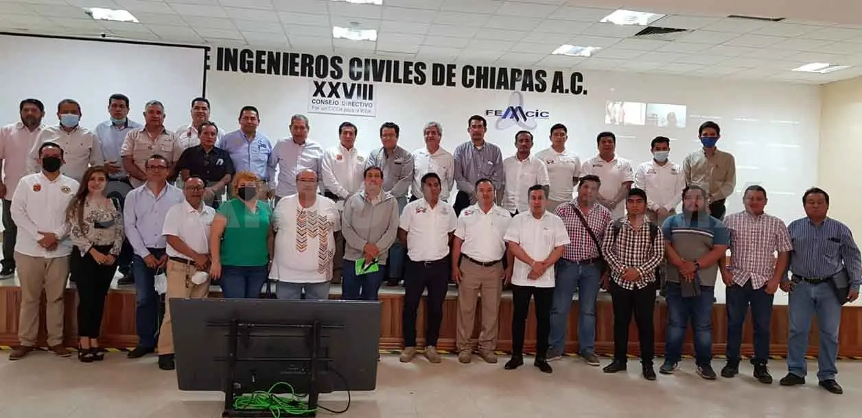 Capacitan a ingenieros en análisis del Atlas Estatal de Riesgos
